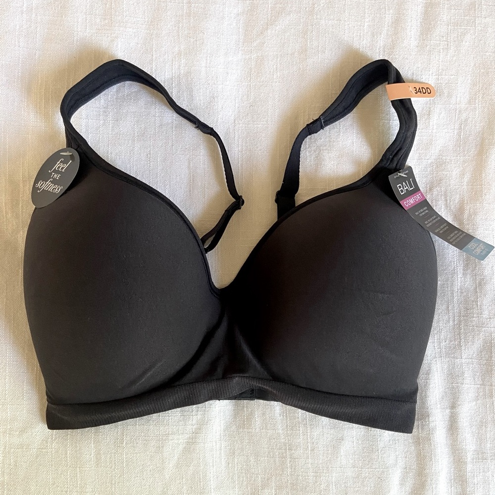 Bali Women's Comfort Revolution Wirefree Bra